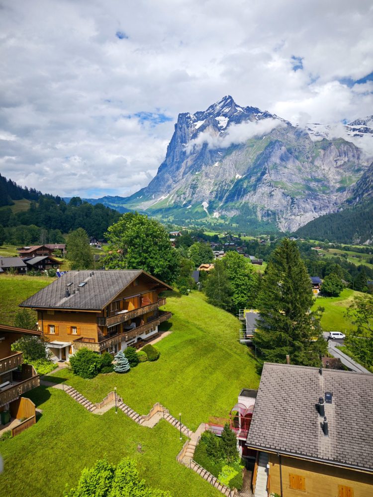 Private Switzerland Tours with Driver in Grindelwald